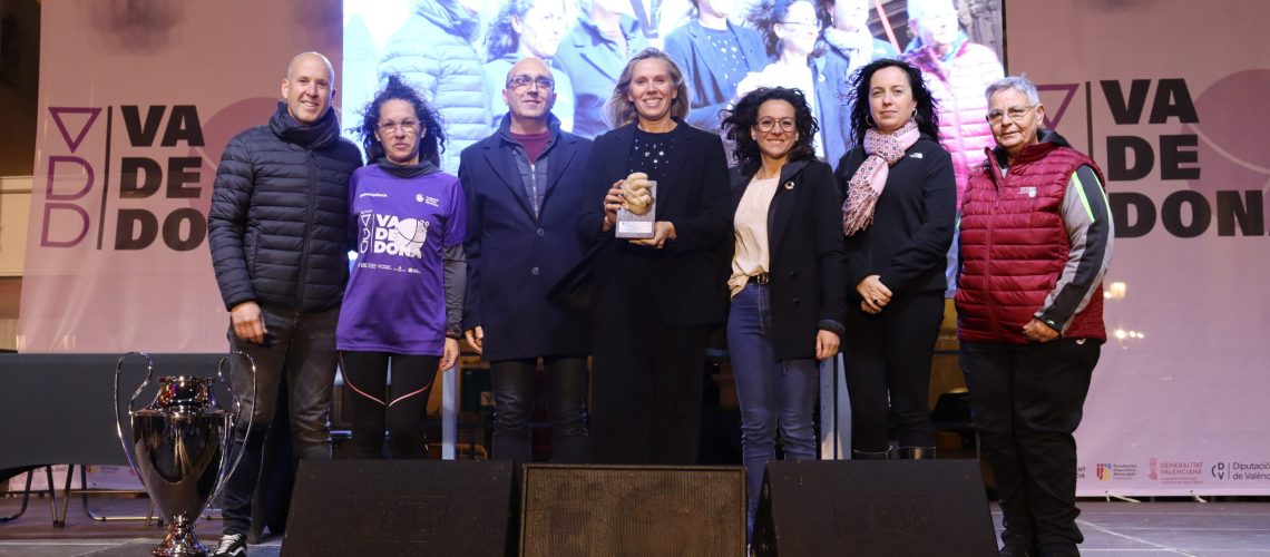 MireiaServer recibe el premio Va de Dona